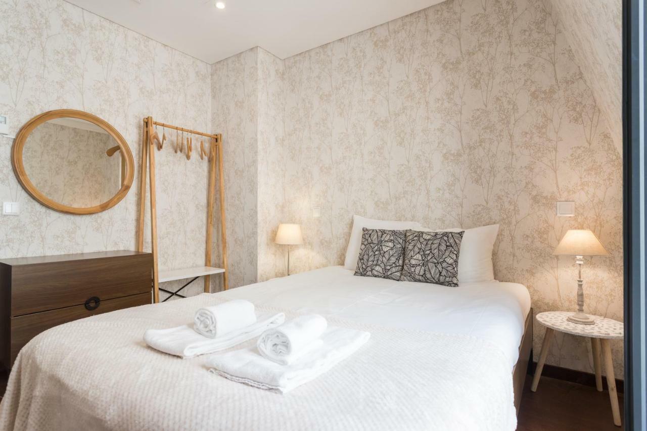 Rossio Penthouse Three-Bedroom Apartment W/ River View And Parking - By Lu Holidays Lisboa Kültér fotó