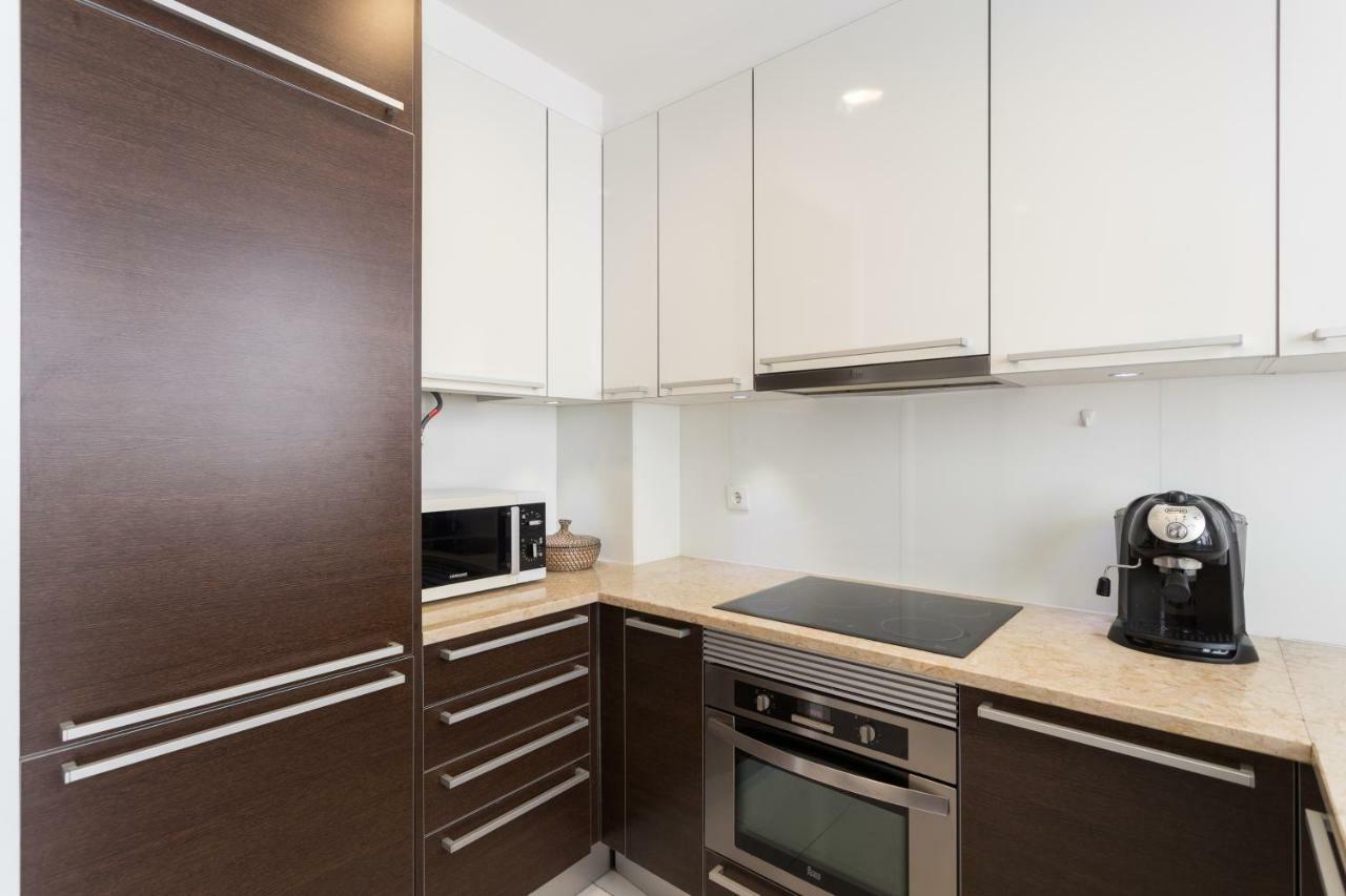 Rossio Penthouse Three-Bedroom Apartment W/ River View And Parking - By Lu Holidays Lisboa Kültér fotó
