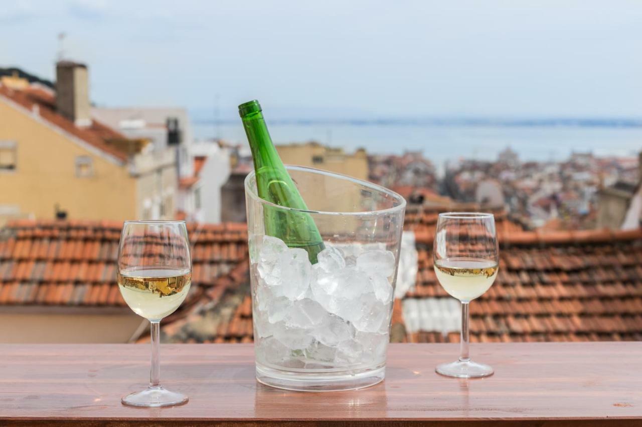 Rossio Penthouse Three-Bedroom Apartment W/ River View And Parking - By Lu Holidays Lisboa Kültér fotó